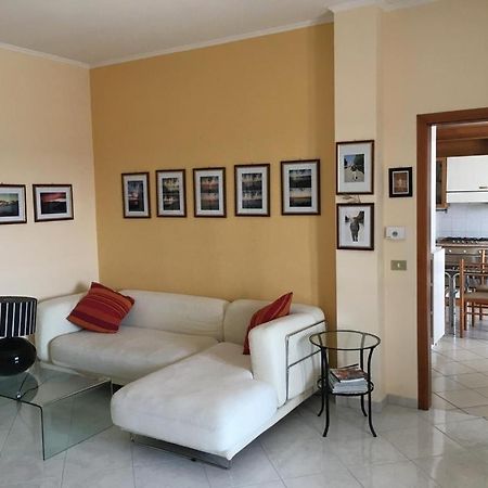 Apartmán Luminoso Attico Trani Exteriér fotografie